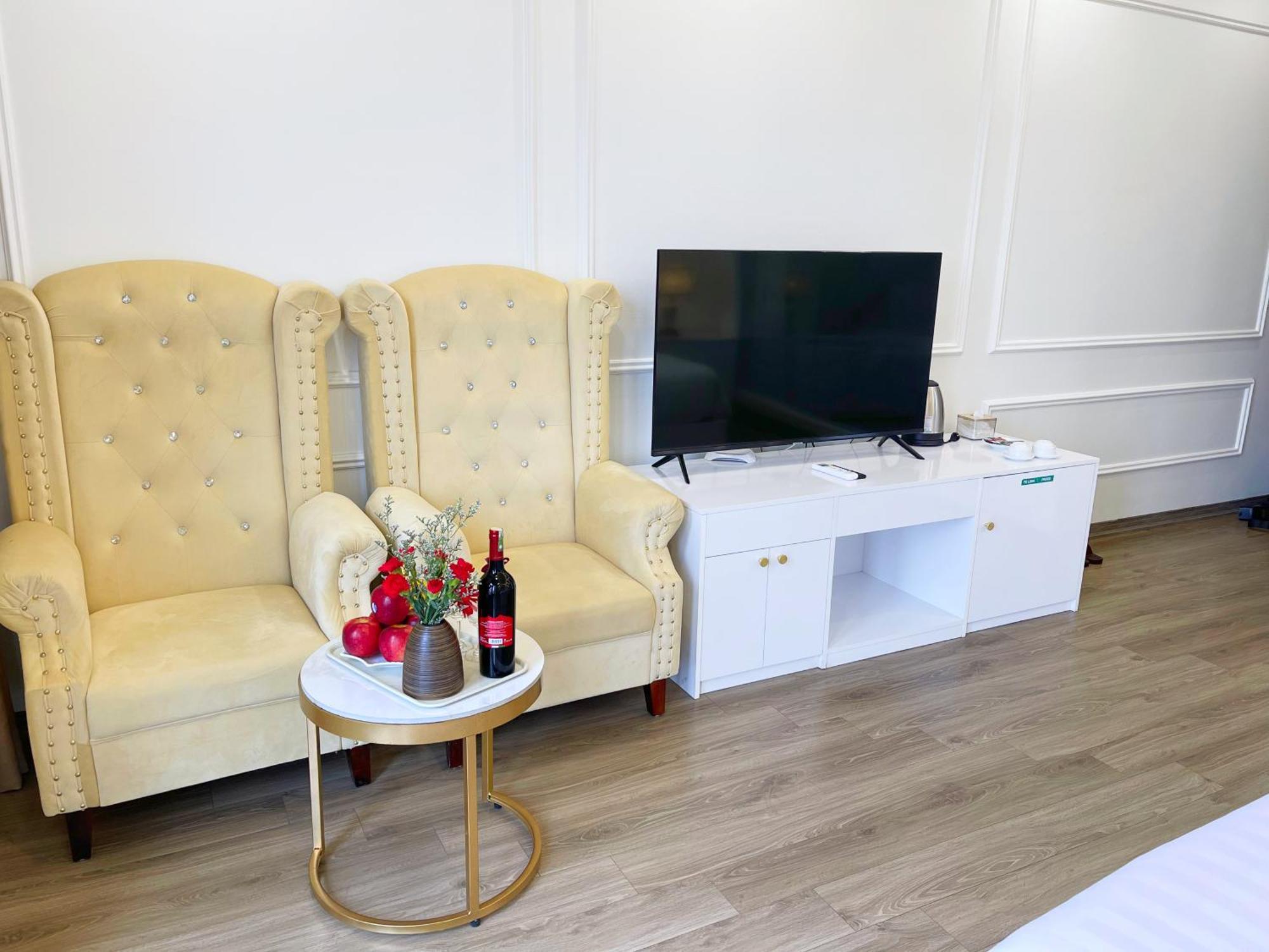 Chemi Noi Bai Airport Hotel & Travel Ханой Екстер'єр фото